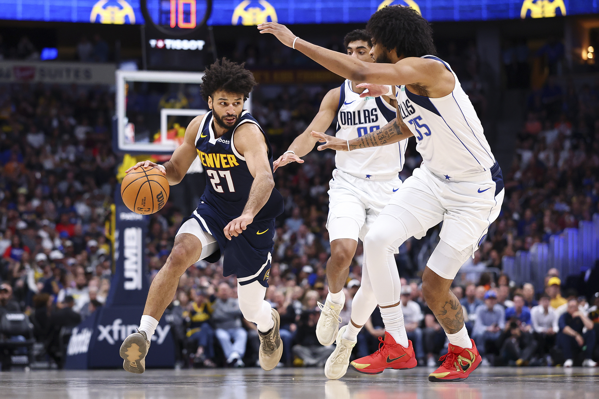 开云体育-穆雷53+6约基奇23+21+19 掘金险胜独行侠豪取4连胜